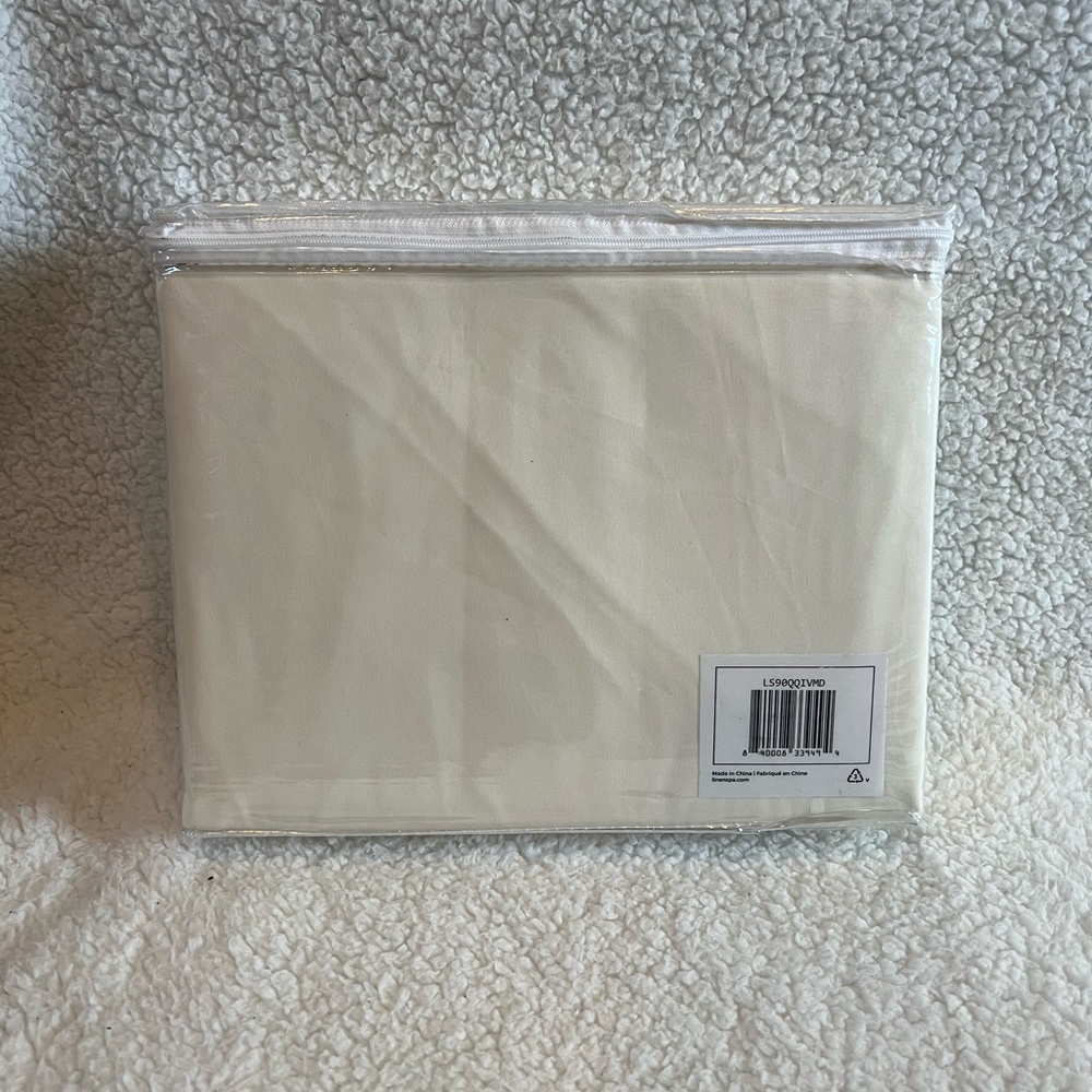 Queen Duvet Cover NEW - Picture 2 of 2
